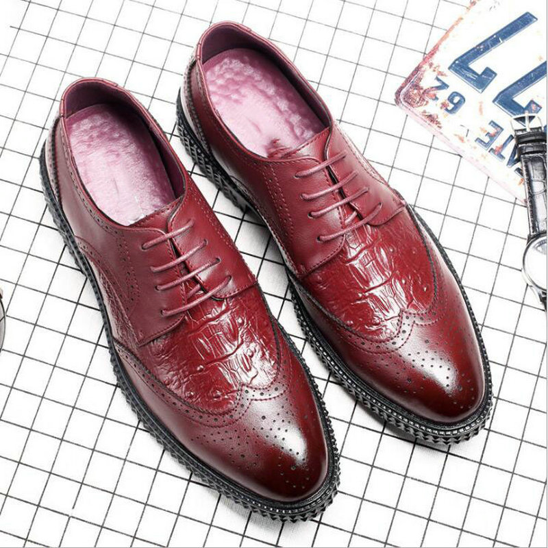 

Fashion Leather Men Dress Shoes Pointed Toe Bullock Oxfords Shoes , Men wedding Business Brogue KF-70, Black