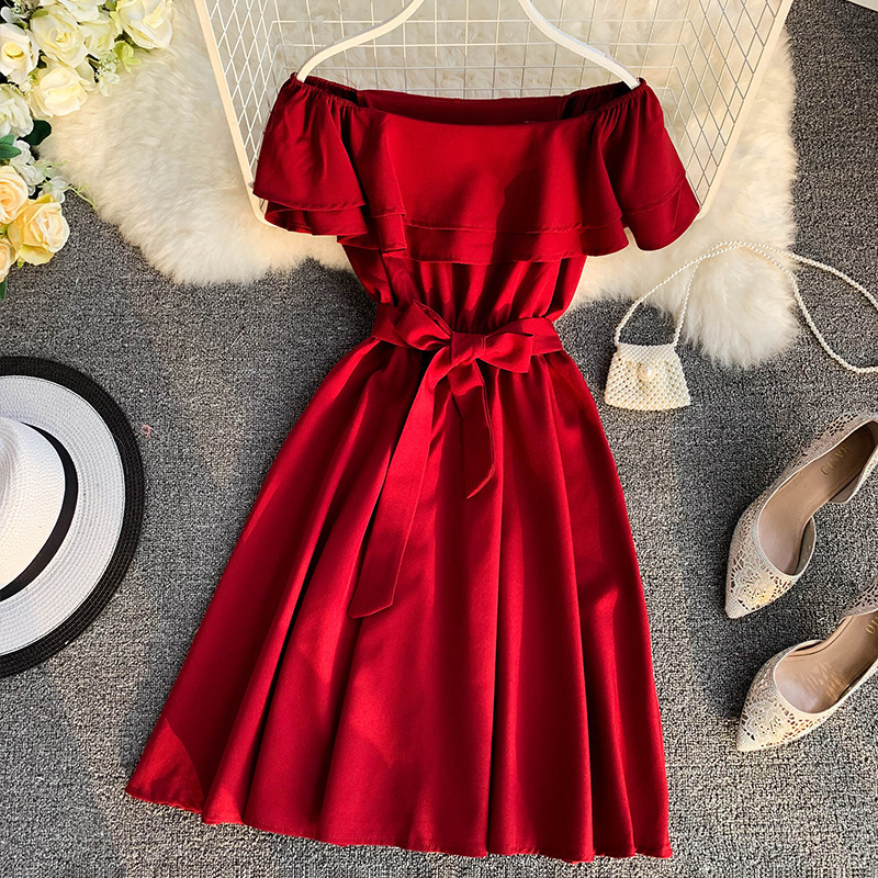 

Solid Color Strapless Top Waist Dress, Red