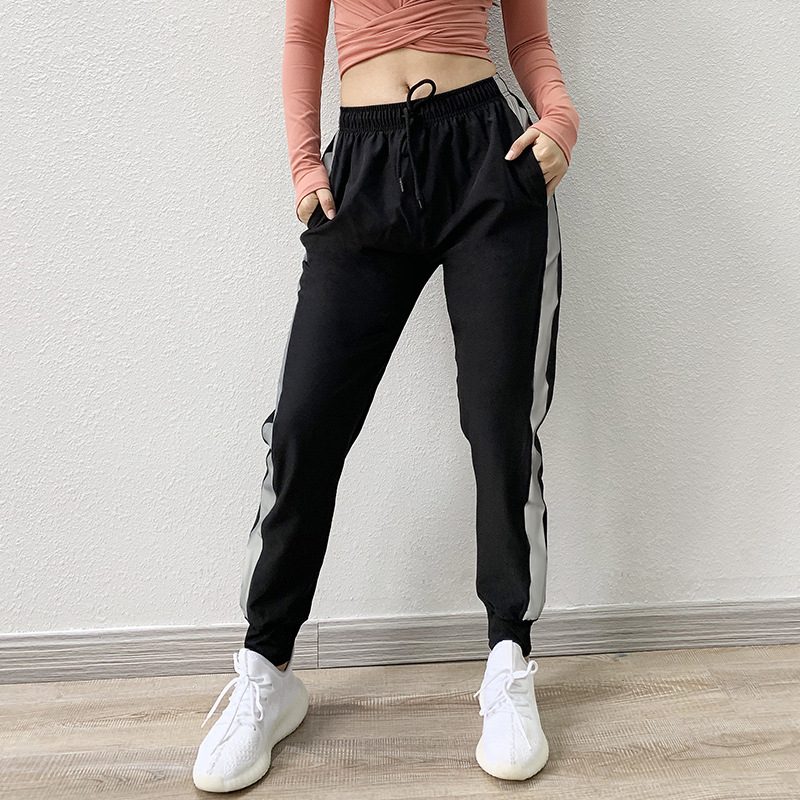 

Women Sports Fitness Trousers Elastic Waist Running Yoga Ninth Pants Moisture Wicking Quick Drying Pants Comfortable Lower Apron, Black
