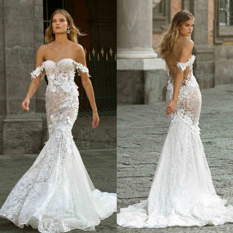 

Berta Mermaid Lace Wedding Dresses Beaded Off The Shoulder Neck 3D Appliqued Bridal Gowns Plus Size Sweep Train Sequined robes de mariée, Red & white