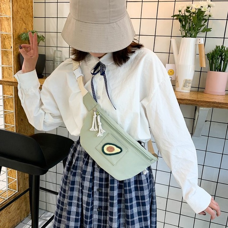 

2020 new women's diagonal bag Japanese Harajuku cute ladies chest bag fashion small fresh ladies diagonal, Black