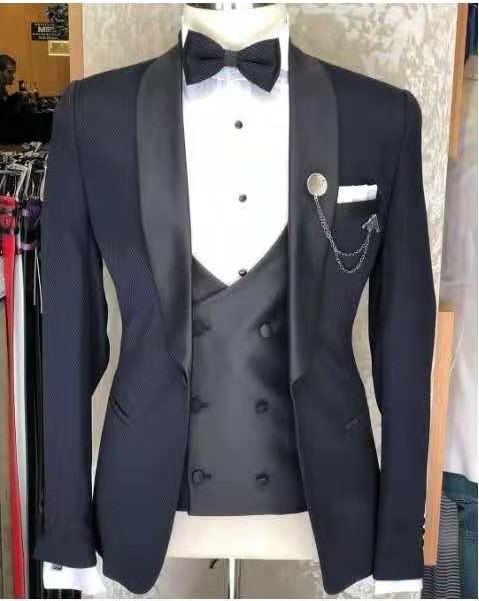 

Fashionable One Button Groomsmen Shawl Lapel Groom Tuxedos Men Suits Wedding/Prom/Dinner Best Man Blazer(Jacket+Pants+Tie+Vest) 624, Same as image