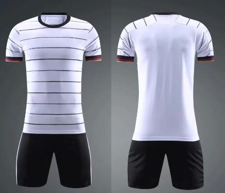 

2020 men Football Custom Blank Team Soccer Jerseys Sets Customized Soccer Tops With Shorts Training Short Outdoor soccer uniform yakuda wear, Top 17