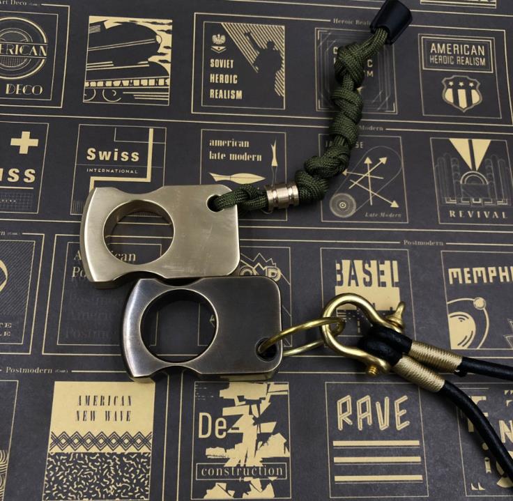 

brass protective gear BUCKLE DUSTER Wolf Self-defense equipment EDC ring clutch knives self defense tool