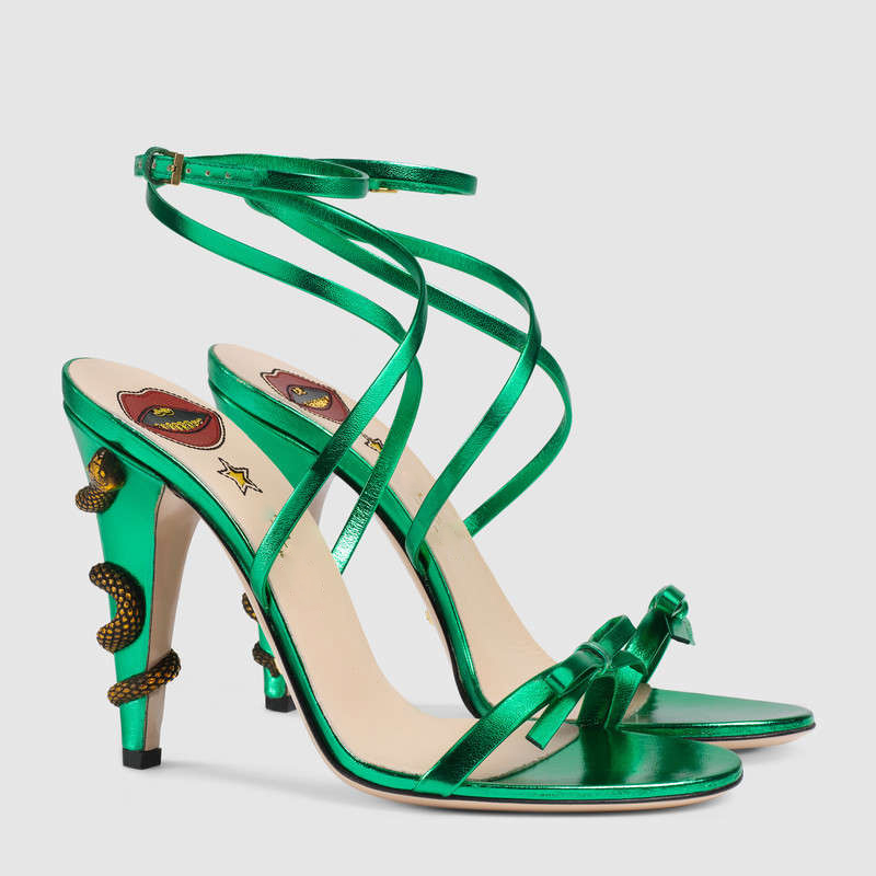 

Free shipping 2019 Catwalk models Lucky Classic Hot Design Sexy lip Snake Stiletto Bow-tie Open Toe Strap 10.5CM Heels Sandal Green colour