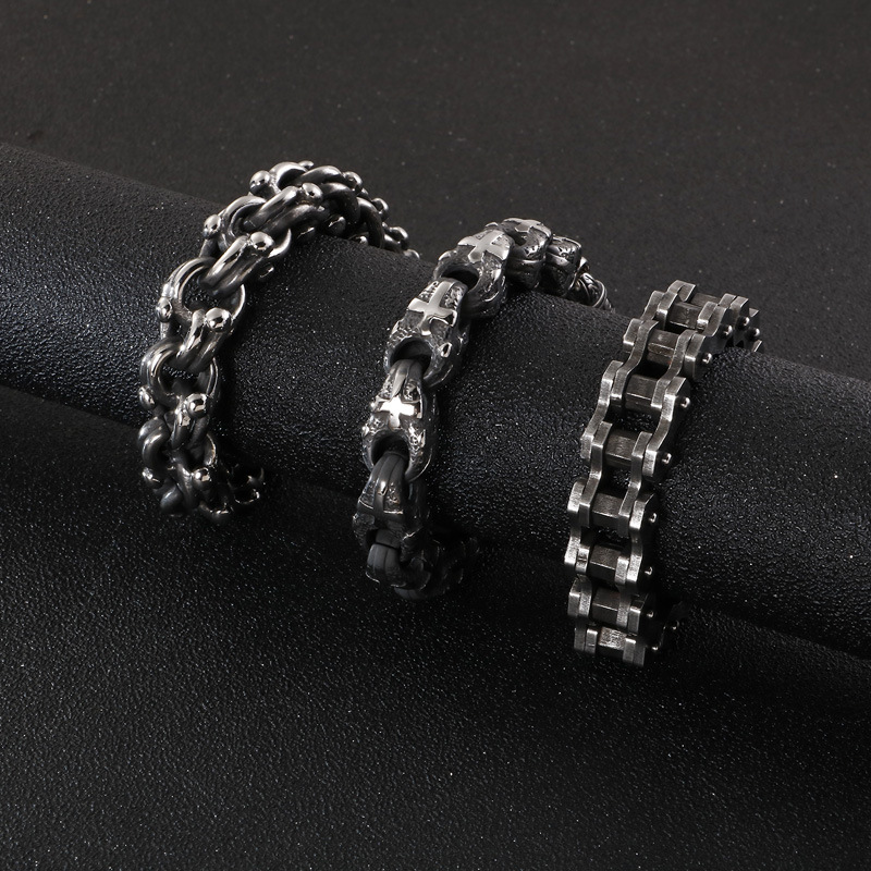 

Vintage Brush Black Cross Charm Bracelets For Men Punk Hiphop Stainless Steel Bicycle Biker Bike Link Chain Bracelet Jewelry