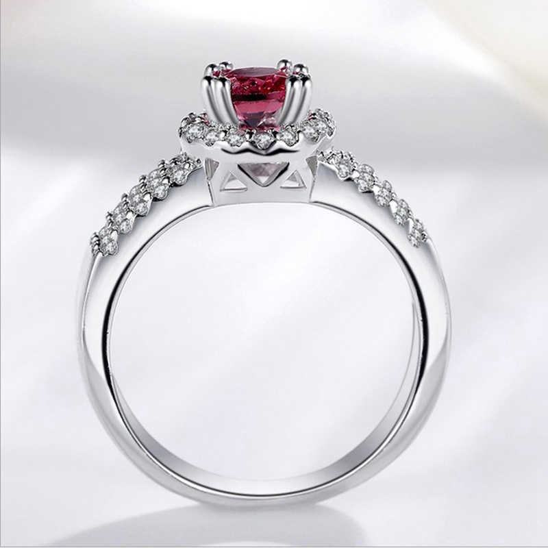 

Wholesale- Red CZ Diamond Silver Plated Ladies Ring Luxury Designer Jewelry Vintage Ladies Ring with Box Birthday Gift
