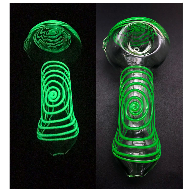 

Colorful 4.2" inch Luminous Glass Oil Burner Pipes Scorpion Pipes Glow in the Dark Smoking Tobacco Pipe Spoon Hand Glass Pipe