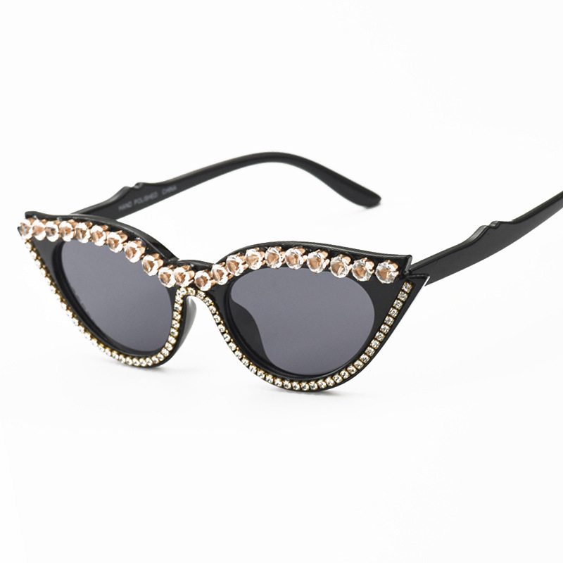 

Diamond Women Sunglasses Black Frame Cat Eye Sun Glasses UV400 Eyewear Fashion Diamond Eyewear 2020 glasses
