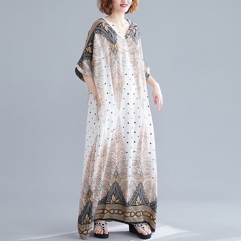 

Summer new cotton V-neck bohemian holiday skirt bat sleeves literary large size loose and thin ultra long skirt female, Picture color