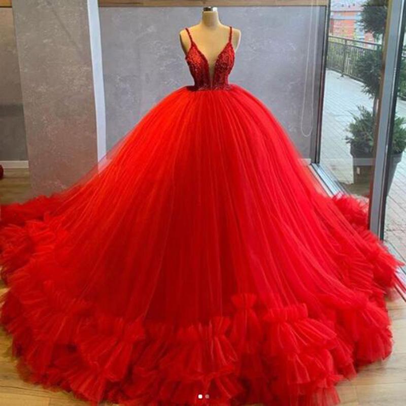 

Amazing Red Ball Gown Quinceanera Dresses Ruched Puffy Tier Tulle Skirt Appliques Spaghetti Strap Sweet 15 Vestidos de novia Evening Gowns