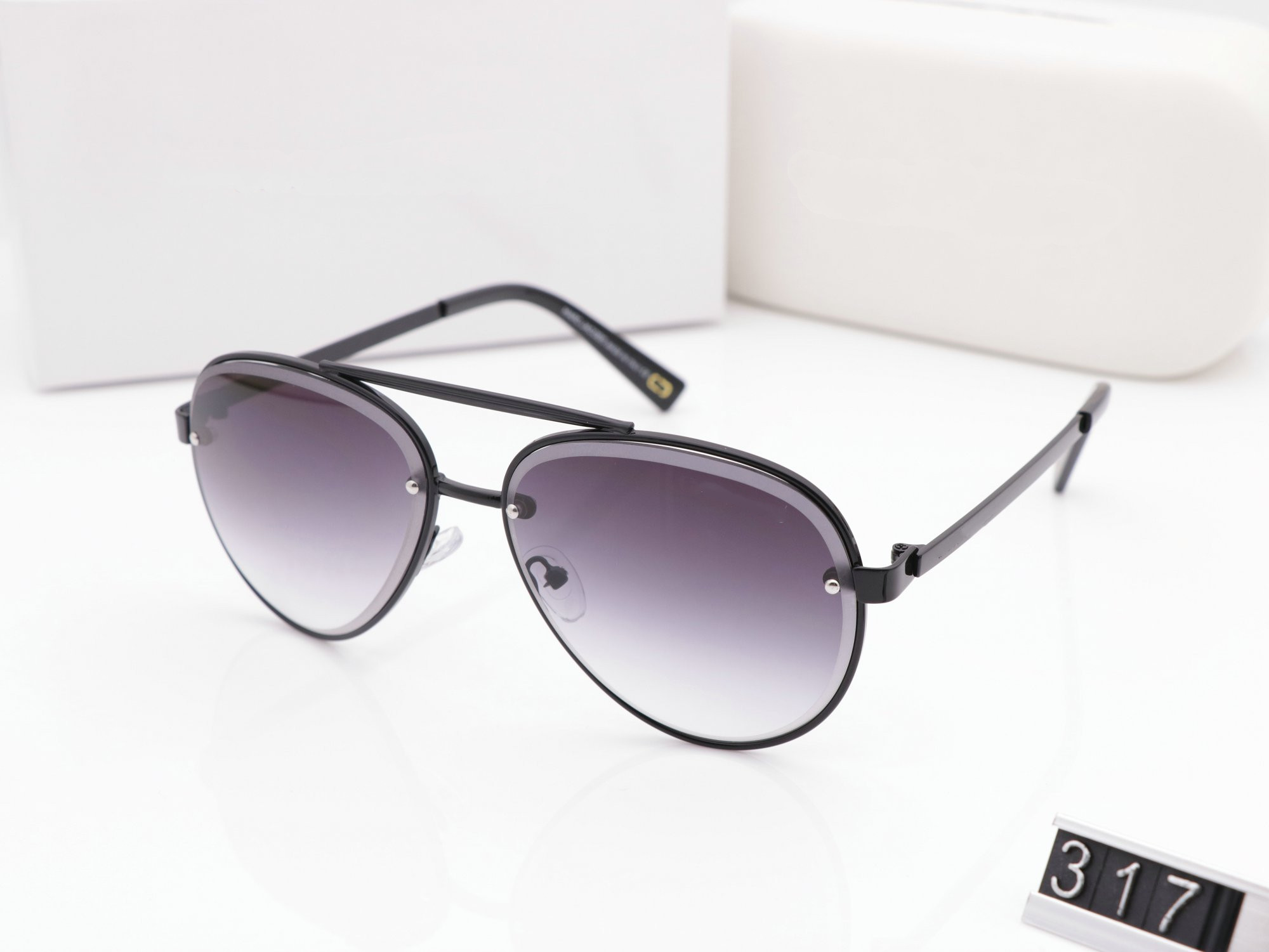 

2019 New Fashion Vintage Driving Sunglasses Men Outdoor Sports Designer Luxury Famous Women317 Sunglasses Sun Glasses With Cases Box