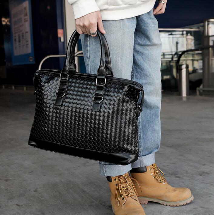 

Factory wholesale men bag fashion hand wovens leather shoulder bags hands woven briefcase business gentleman temperame, Black