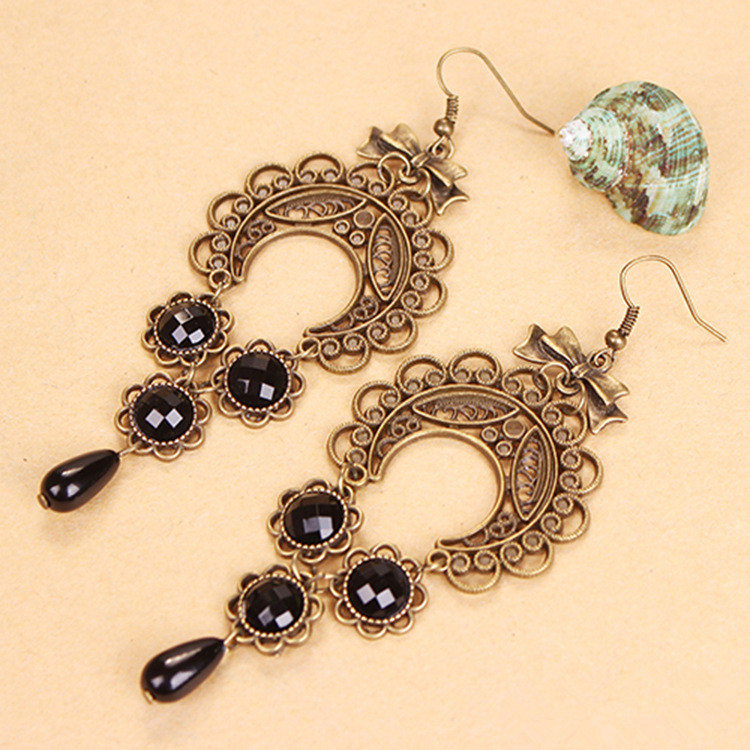 

2020 New Star Model Celebrity Noble Earrings Black Crystal Pearl Beads Earrings Female Bow Ear Hook Wholesale Jewelry