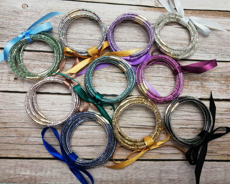 

Rainbow Glitter Fulled Glass Stack Silicon Circle Bracelets Bangles 5 pcs/ Set Bowknot Bangles for Woman Christmas Best Gift
