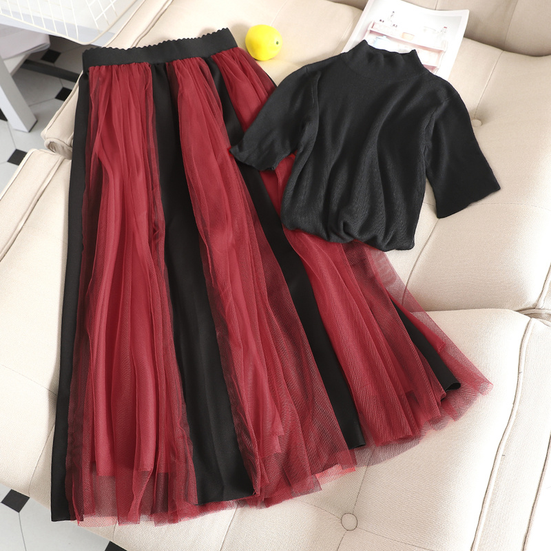 

Gaganight Fashion Women Two Pieces Set Short Sleeve Black Knit T Shirt Elastic High Waist Long Pleated Skirt 2 Peices Set Summer
