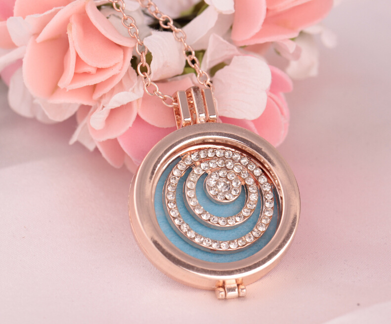 Croix Médaillon Collier Fit Parfum Fragrance Huile Essentielle Aromathérapie Diffuseur