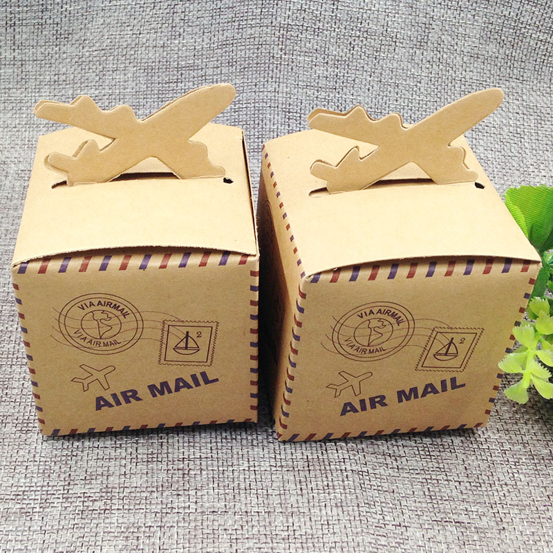 

2018 new 6*6*6cm Pack of 10 pcs AIR Mail Post Gift BOX Plane Head Top Cupcake Muffin Box Holds Single Cake cook candy