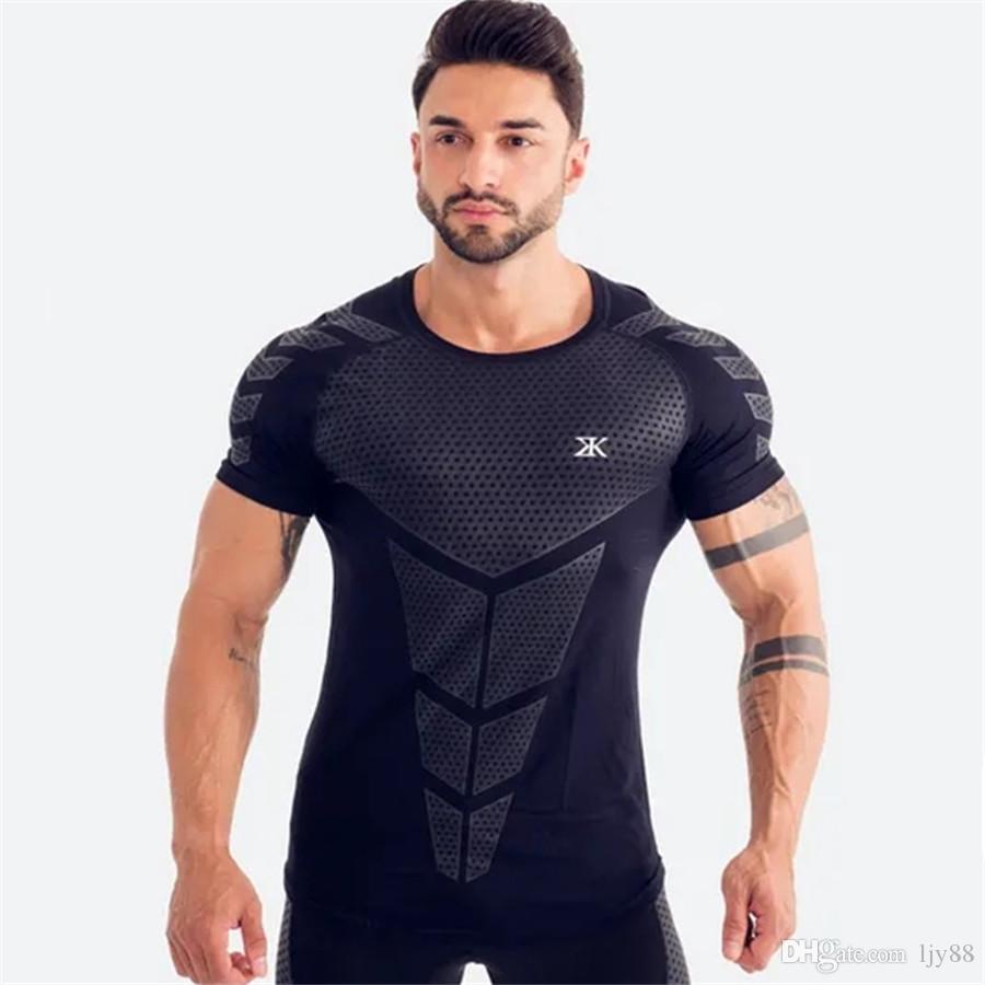 camisetas apretadas hombre