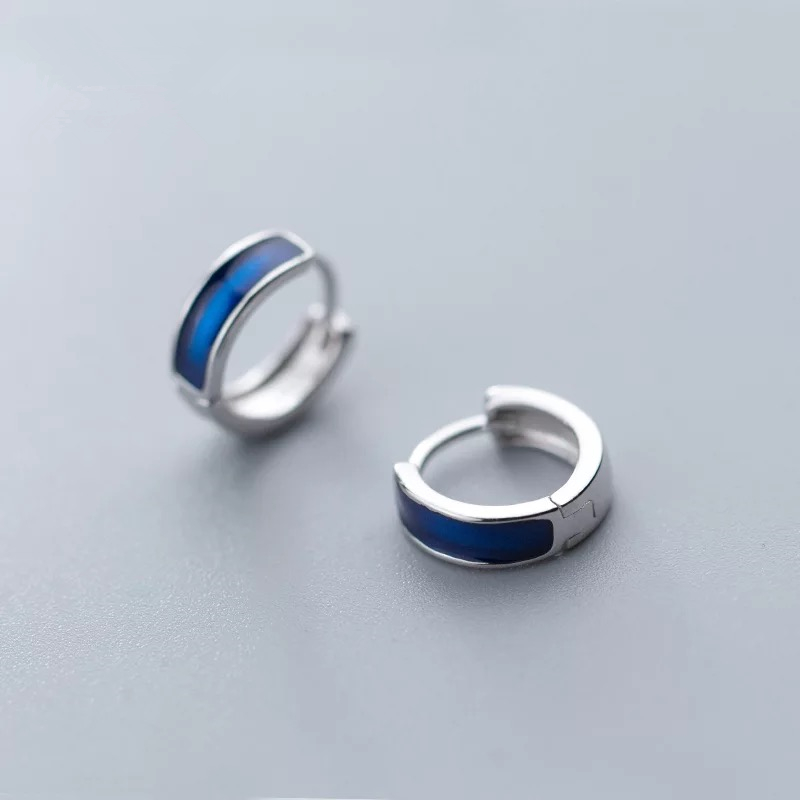 

S925 sterling silver earring fashion gradient blue round ear rings ear bone buckle simple wild men female silver jewelry