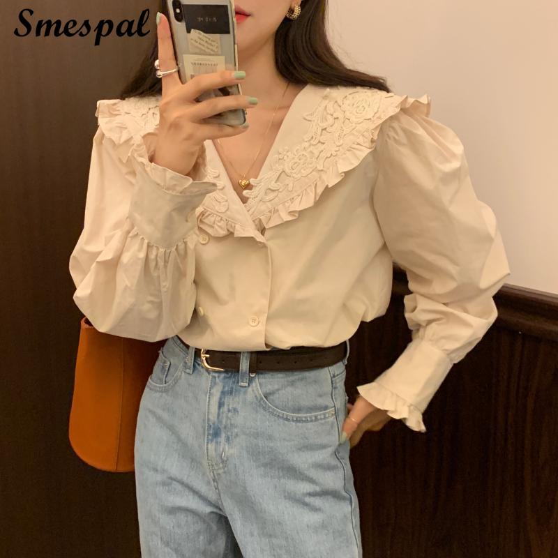 

Women Crochet Lace Stitch Ruffles Details Turn Down Collar Vintage Designer White Tops Shirt Blouse 2020 New Arrivals, Beige