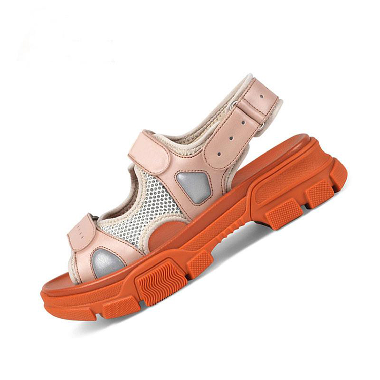 

Designer Riveted Sports Sandals Luxury Diamond Brand Male Womens Leisure Sandals Fashion Leather Outdoor Beach Man Women Shoes SIZE 36-45, Yellow + diamond