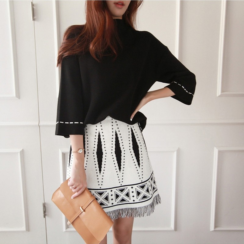 

2017 New Autumn winter Women TURTLENECK Tassel Tops +A-Line Skirt Knit 2 Piece Set Ladies Autumn Casual Blouses Knitted Suit, Black