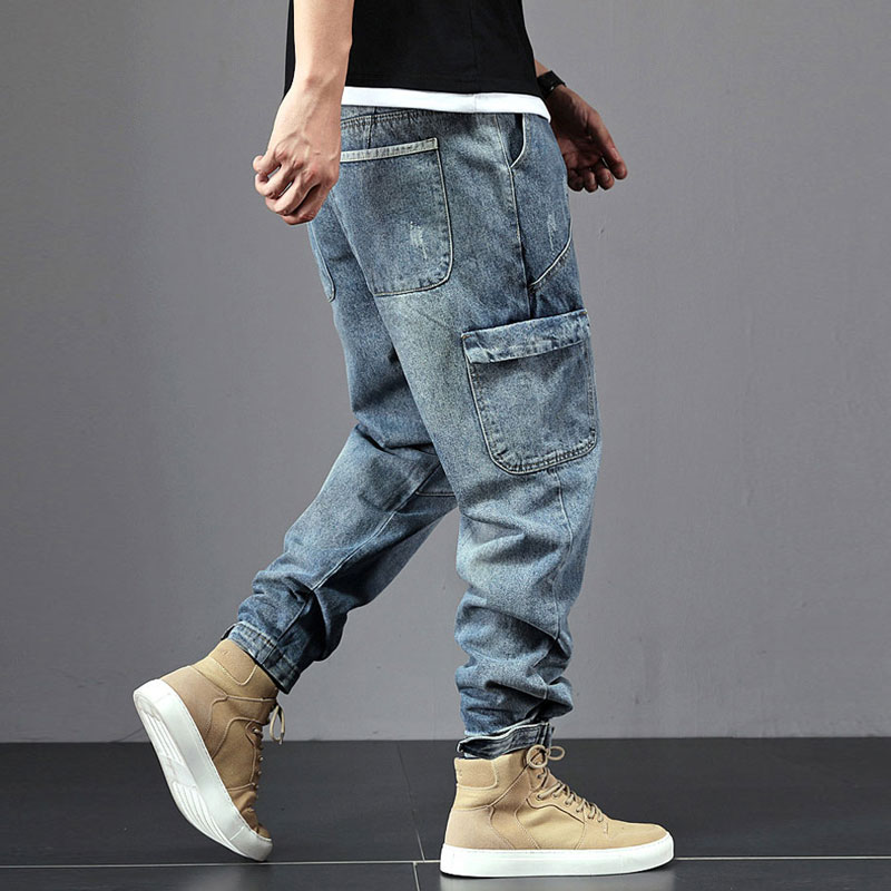 

Fashion Streetwear Men Jeans Retro Blue Loose Fit Harem Jeans Men Spliced Pocket Cargo Pants Embroidery Designer Hip Hop