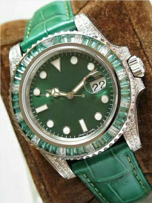 New Arrival Fashion Mens Watch Green Color With Diamond Mens Watches Automatic Movement Mechanical Watches Leather Strap Wristwatch