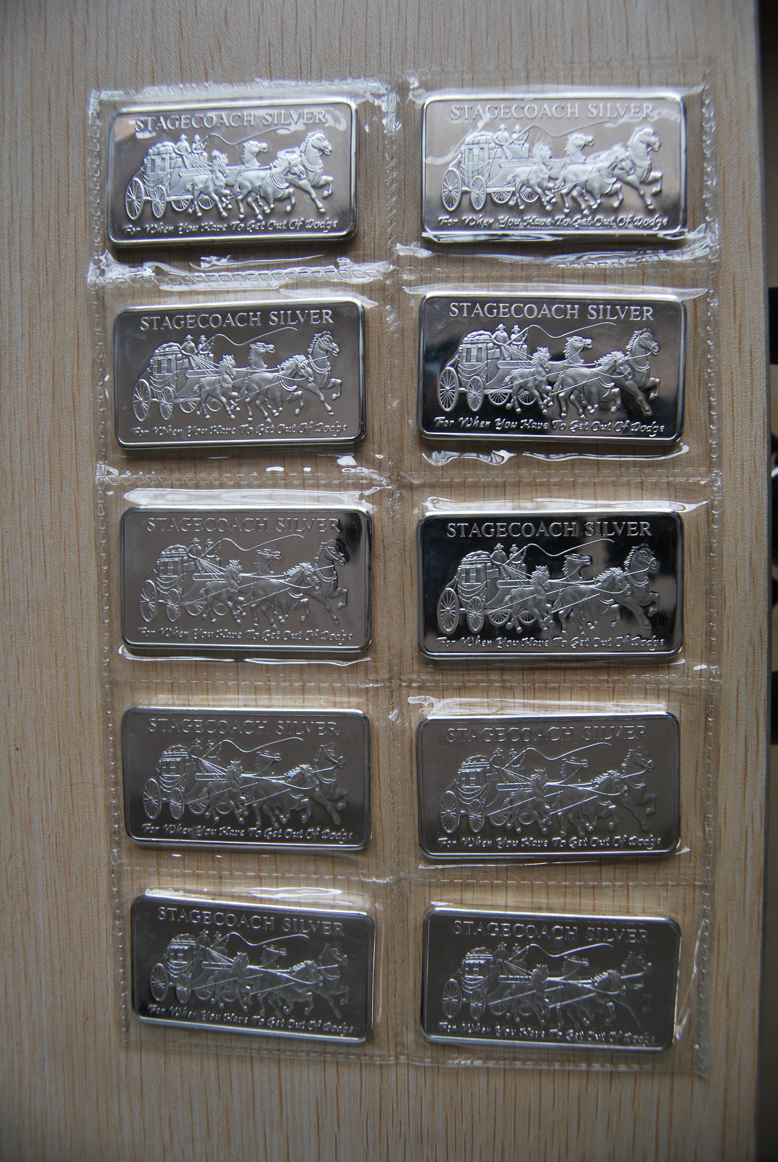 

1 Oz American Silver Bar Series - Prospector Trademark Towne Prospector APMEX Johnson Matthey Engelhard Silver Bars Vacuum Sealed Packaging