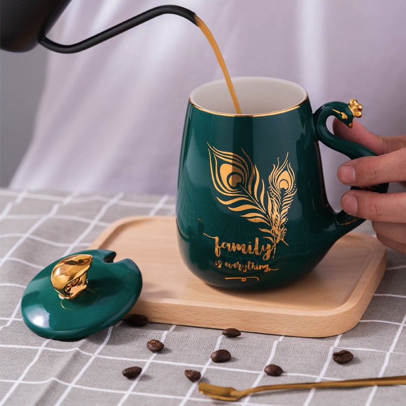 

1 Set New Peacock Cup with Spoon Lid Travel Coffee Mug Water Bottle 450ml Friend Birthday Valentine's Day Best Gift