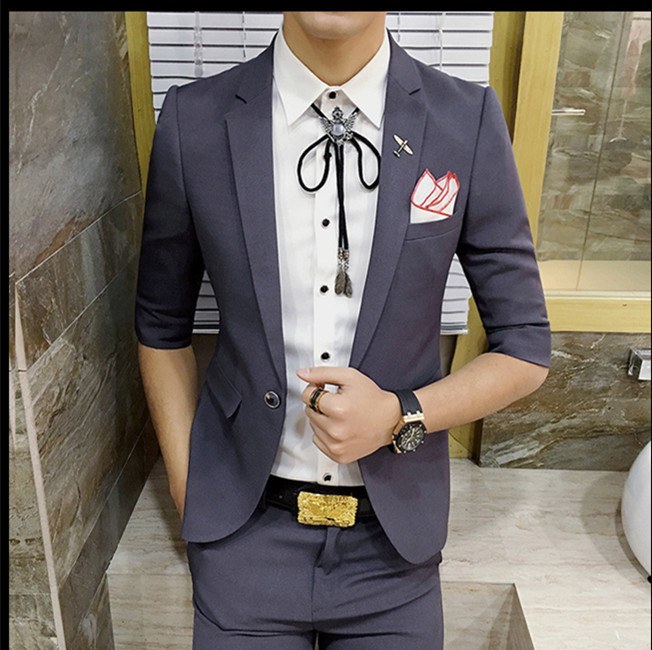 

Cheap And Fine One Button Groomsmen Notch Lapel Groom Tuxedos Men Suits Wedding/Prom/Dinner Best Man Blazer(Jacket+Pants+Tie) A573, Same as image