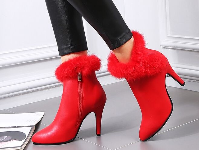Nouvelle Arrivée Vente chaude Promotions Super Fashion Influx personnalisés Martin Cowgirl Beauté de la lapin d'hiver Fourrure rouge Stiletto Tal
