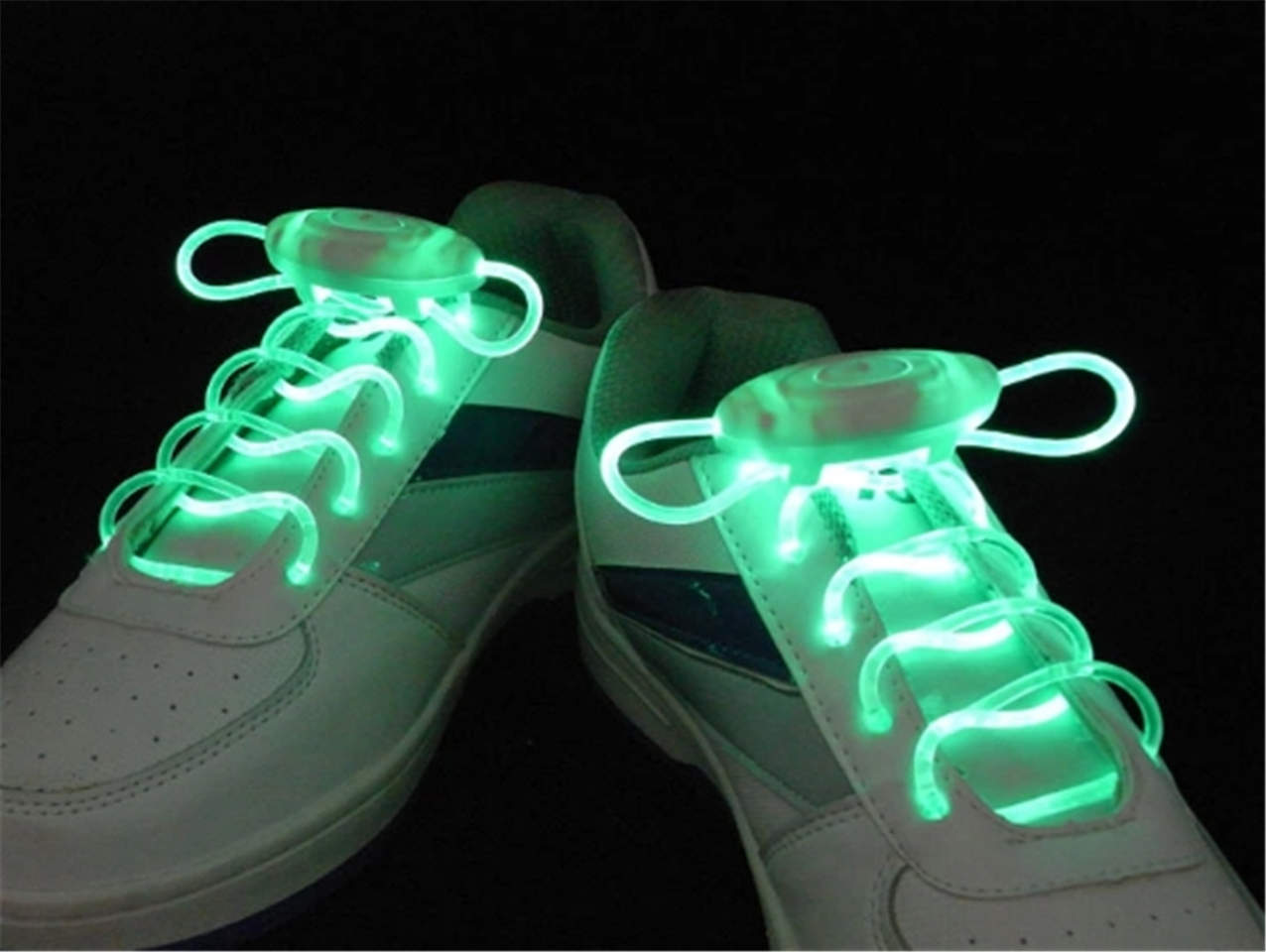 

Bright Color Luminous Sneakers Shoelaces Glow in the dark Fluorescent Luminous Shoe Laces Bootlaces Strings Reflective Safety Laces