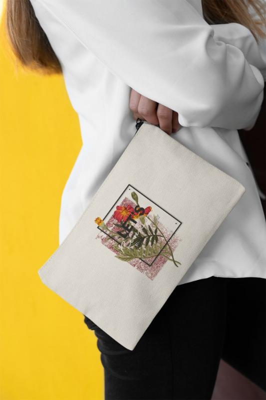 

Angemiel Clutch Flowering Lets Run Portfolio Hand Makeup Bag