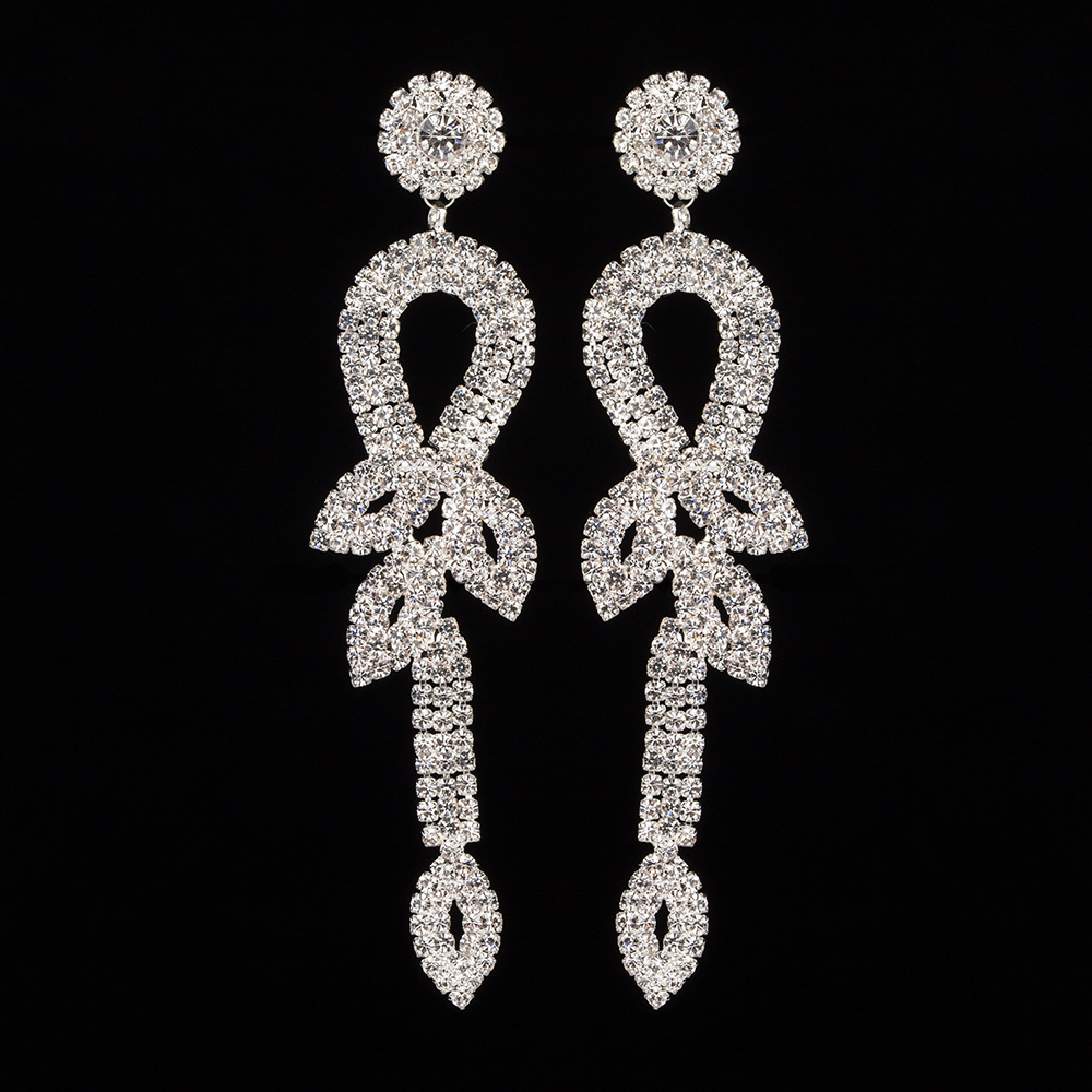 

Fashion Originality Long Fund Rhinestone Exaggeration Will Earrings Woman Temperament High Ear File Nail