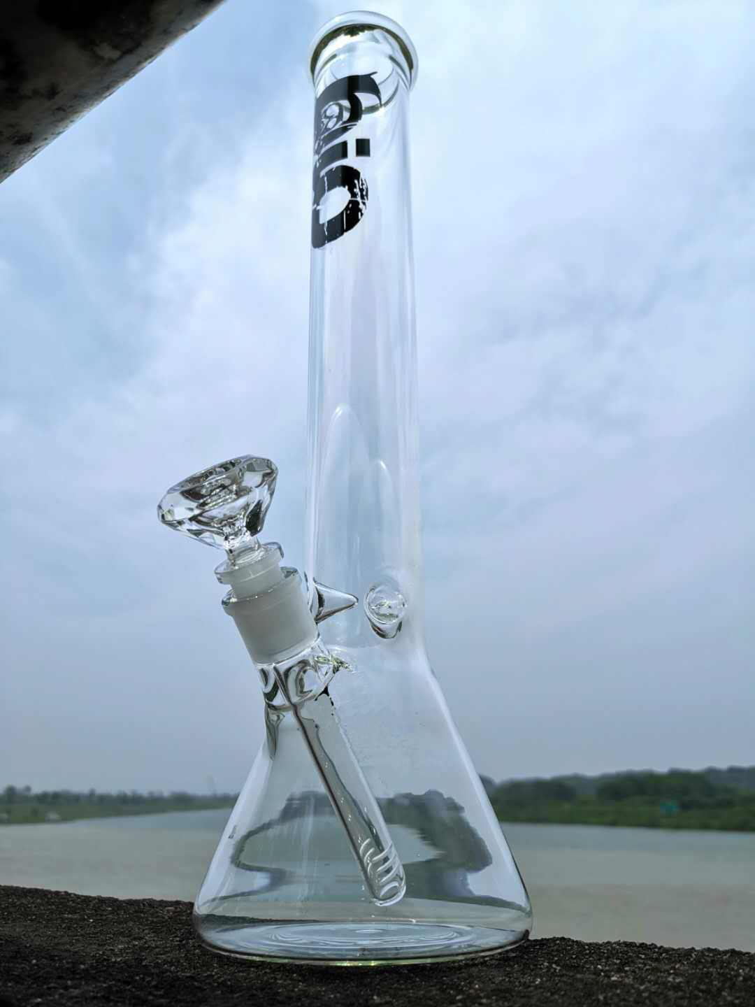 

Kothy beaker base water pipes hot selling glass bong ice catcher with quartz banger or bowl thick glass for smoking 17" bongs