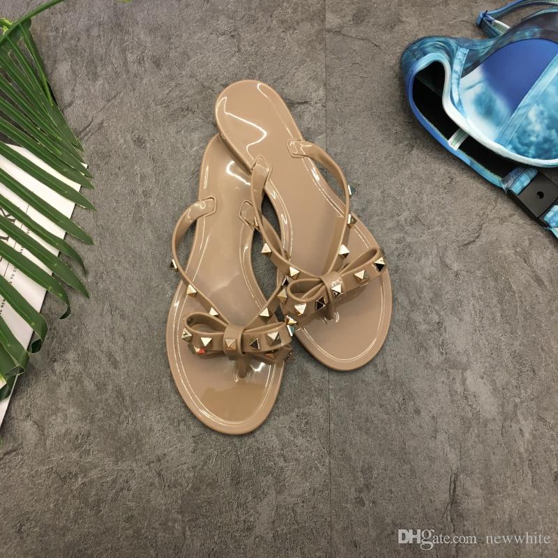 

Hot Sale-2019 NEW_WOmen Summer Fashion Beach shoes,Flip-flops jelly Casual sandals,flat bottomed slippers,bowknot,Rivets, Beach Shoes, Black