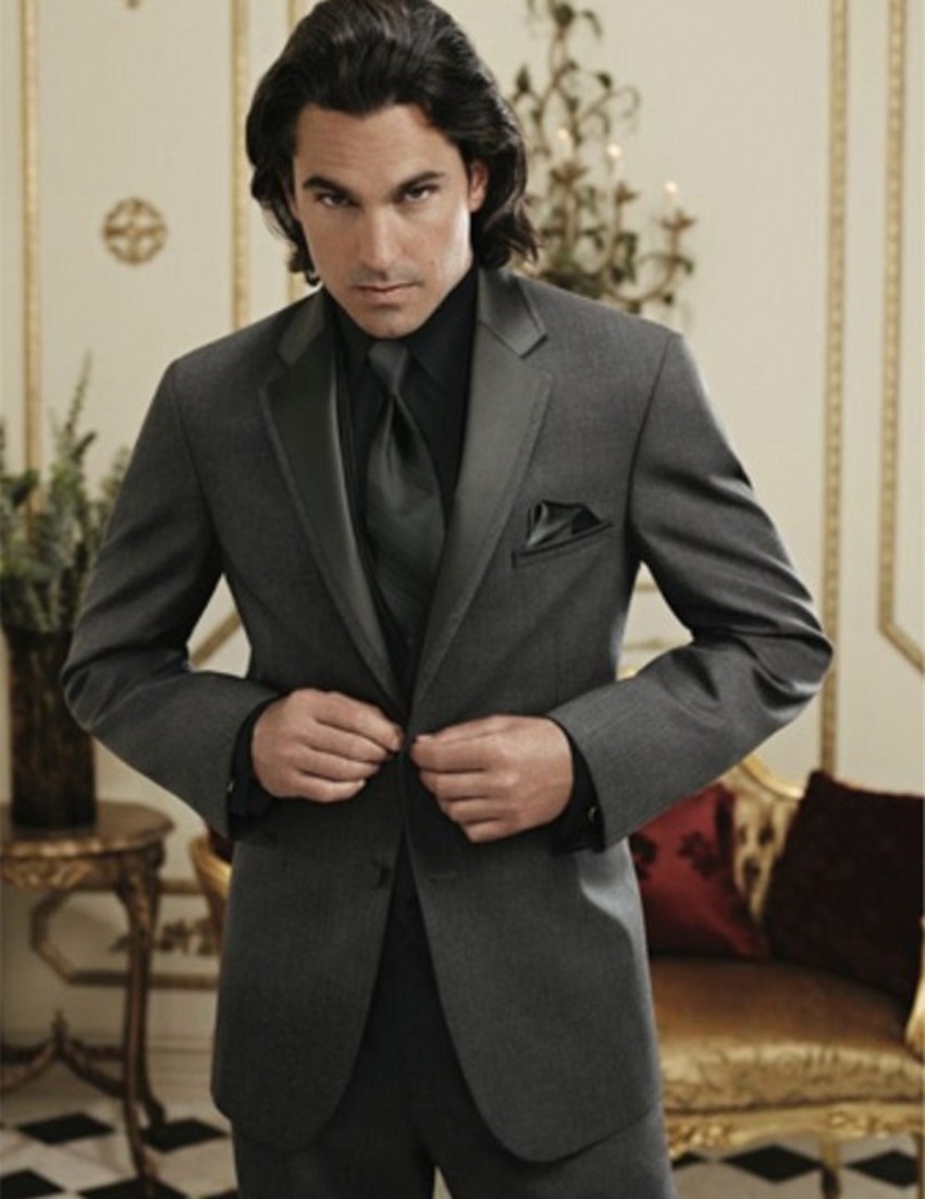 Classic Design Dark Grey Groom Tuxedos Notch Lapel Two Button Groomsmen Mens Wedding Dress Excellent Man Suits(Jacket+Pants+Vest+Tie) 361