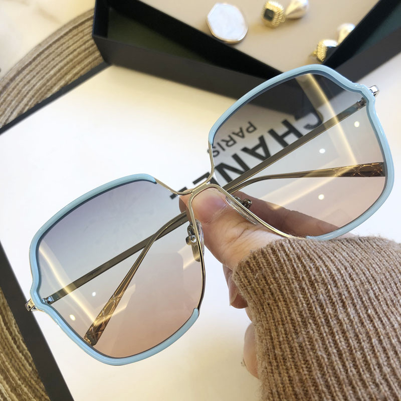 High Quality Brand Design Women Sunglasses Glasses Lady Sun glass Woman 2020 Gradient Pink Blue Lens Men Eyeglasses