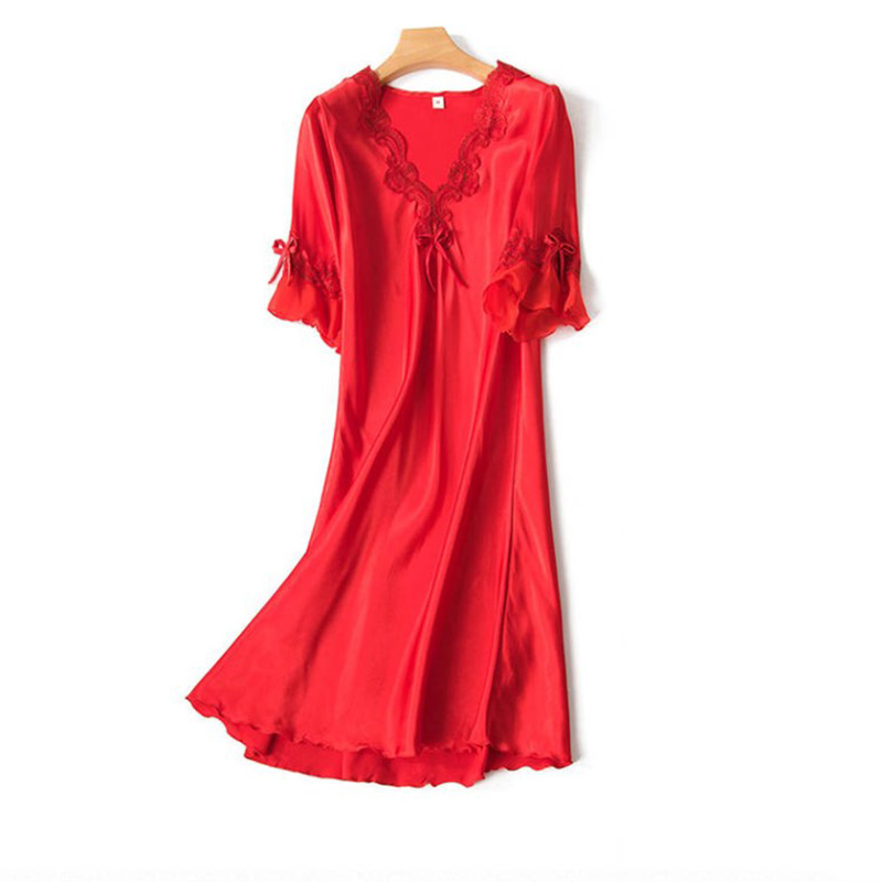 

Ice silk thin section loose large size nightdress female 2019 spring summer new silk short-sleeved home service women s10, Red
