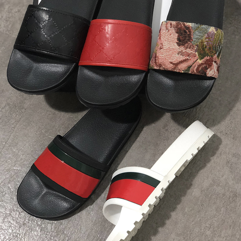 

2020 Best Quality Designer Slipper Gear Bottoms Mens Striped Sandals Causal Non-slip Summer Huaraches Slippers Flip Flops Slipper, Flat thin 15