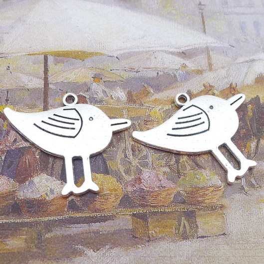 

B5526 33*28mm Birdie Ancient Silver Combine Gold Product Parts 50 Individual / Package 3.5 g