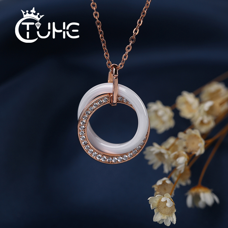 

Simple Design Rose Gold Crystal Crystal And White Ceramic Double Round Pendant Necklace Exquisite Jewelry For Women Best Gifts