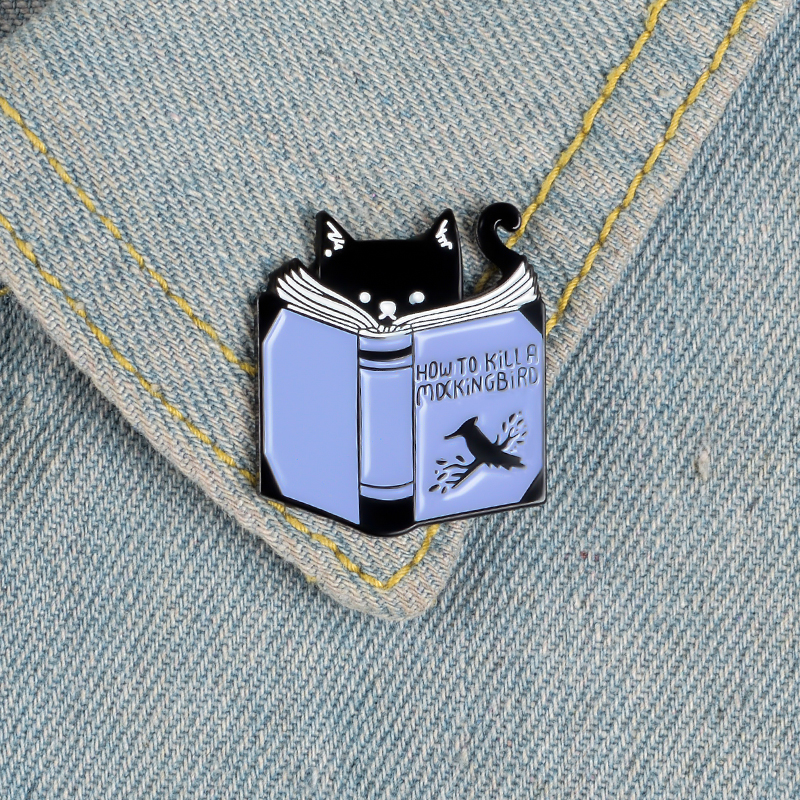 

Love Reading cat enamel pin brooches for women Custom Learn to Kill mockingbird badge Cute Killer kitty Lapel pin Clothes bag jewelry gifts