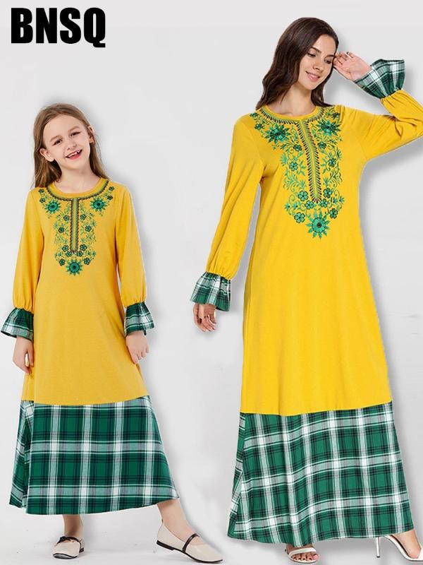 

Girls Abaya Embroidery Maxi Dress Family Look Children's Wear Family Matching Outfits Kimono Long Robes Eid Ramadan Islamic