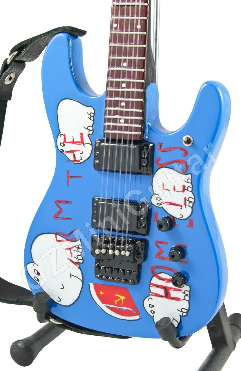Lego Acústica De Guitarra Con Cuello Y Cadenas De Plata Patrón Negro