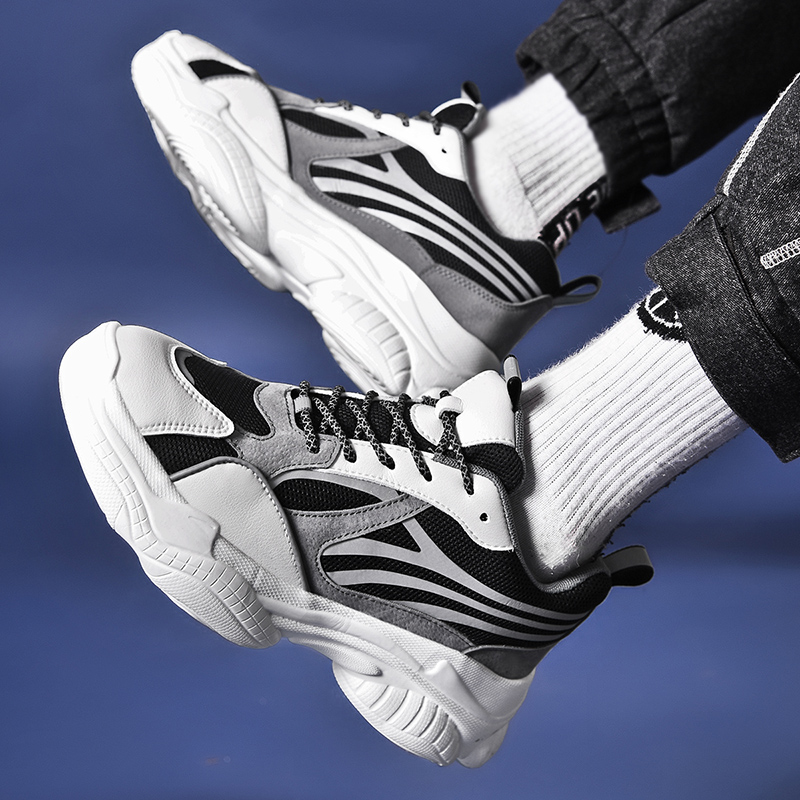 

Fashion women mens running shoes 3M Reflective Triple Black White Grey sports trainers designer sneakers Homemade brand Made in China 39-45, A1