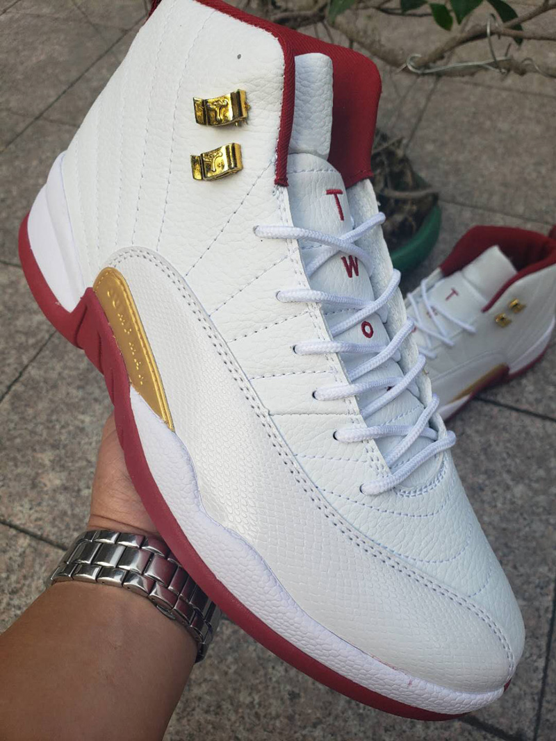 

2019 New Arrival Jumpman XII 12 12s Chameleon Light UP Kids Basketball Shoes for High quality Sports Athletic Sneakers Men Trainers, As photo 1