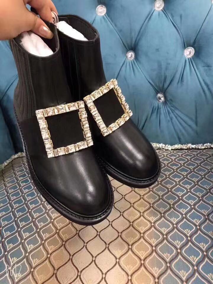 

FASHIONVILLE ~ 2019090802 black /patent leather boots rhinesstone gold buckle flat short, Black leather;gold buckle